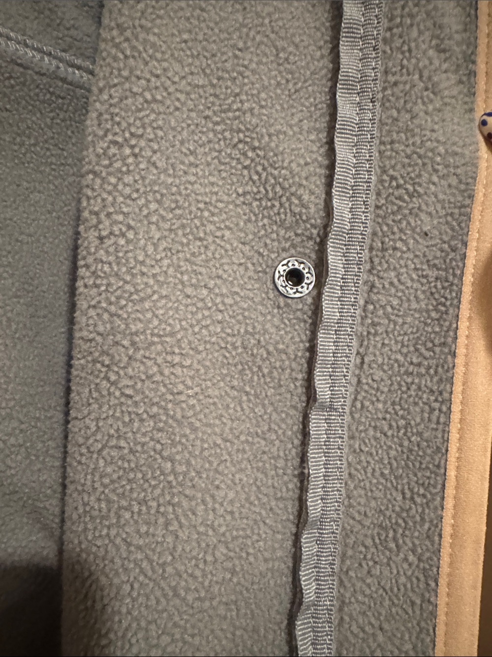 Lightweight Beige Hooded Trench Coat - Casual Everyday Style - Picture 3 of 7